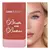 Embalagem do Blush em Bastão da Sarah's Beauty ao lado de um rosto maquiado com blush.