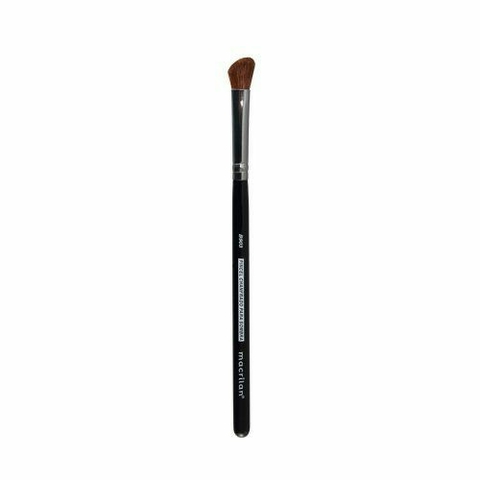 Pincel chanfrado para sombra B903 da Macrilan, com cabo preto e cerdas marrons.