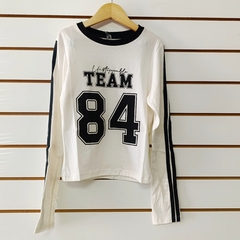 Remera | 84 en internet