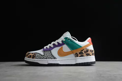 Nike Dunk Low WMNS SE Safari Mix