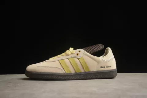 Adidas Samba x Wales Bonner - (cópia)