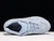Tênis Adidas Yeezy Boost 700 na internet