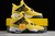 Nike Air Jordan 4 Retro "Lightning" na internet