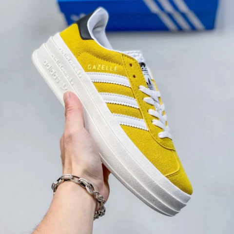 Adidas Gazelle Bold Cores na internet