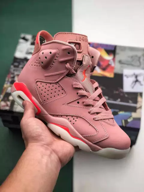 Jordan Air Jordan 6 Retro NRG Sneakers - Pink Visi