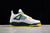 Nike Air Jordan 4 na internet