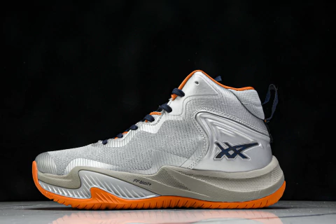 Imagem do Asics Nova Surge 3