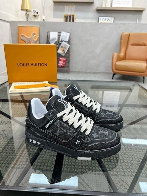Tênis Louis Vuitton Trainer