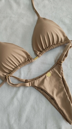 BIQUÍNI FITA LISO NUDE - comprar online