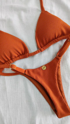 BIQUÍNI FITA ANARRUGA CARAMELO - comprar online