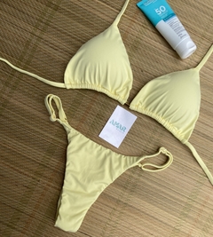 BIQUÍNI LISO UP AMARELO CANDY na internet