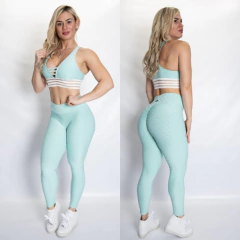 Conjunto Top e Legging Empina BB Alto Relevo Verde Aqua