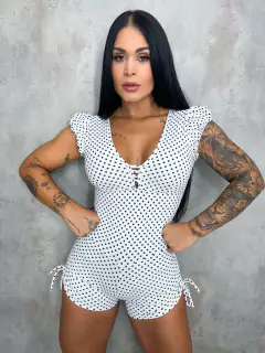 Macaquinho Princesa Empina Bumbum Poá Branco na internet
