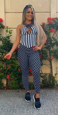 Macacão Legging Empina BB Poá e Listrado - comprar online
