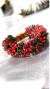 BRACELETE CROCHÊ FIO METAL, MODELO CRAVO, VIDRILHOS MESCLA VERDE E VERMELHO, FECHO MAGNÉTICO. - comprar online
