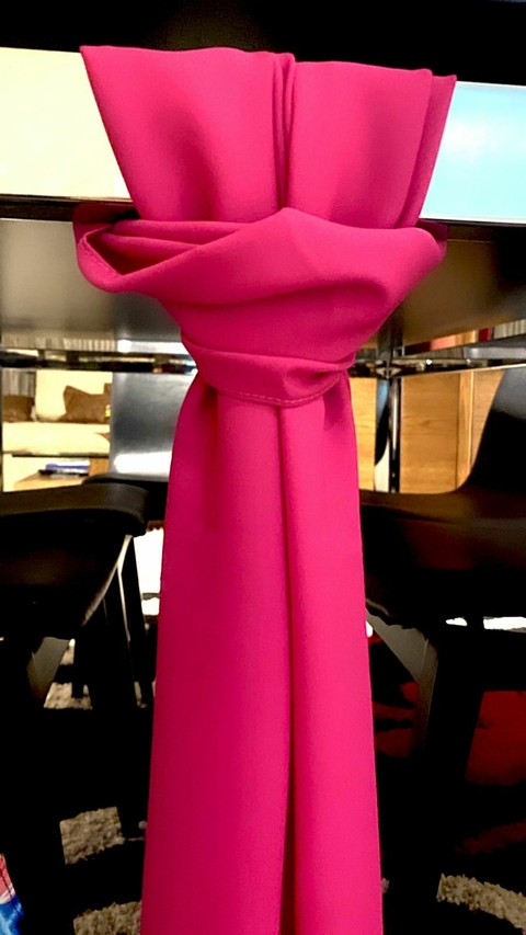 Echarpe/Lenço/Scarf em crepe, pink liso 1,50cm x 30cm.