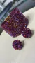 Bracelete crochê 4cm vidrilhos tchecos na cor vinho/bordô aurora boreal, fecho magnético. - Silvia Ferraz Crochet Luxo