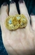 Anel babados 4cm x 2,5cm em crochê fio metal ouro, strass Swarovski, ajustável aro 16 a 19.