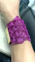 Bracelete renda leque 6,5 largura em crochê fio metal rosa pink, fecho magnético. - comprar online