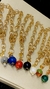 Pulseira banho ouro elos portugueses 1cm, pingente bola pedra natural, pulso 16cm a 18cm, ajustável. - comprar online