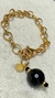Pulseira banho ouro elos portugueses 1cm, pingente bola pedra natural, pulso 16cm a 18cm, ajustável.