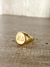 Anillo sello circular inicial oro PRE ORDER - comprar online