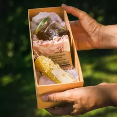 Caixa Presente Abelha Rainha (Mel, Sabonete e Vela) - Beeliving | Produtos das Abelhas Nativas Sem Ferrão | Mel, Própolis, Pólen, Sabonetes Naturais...