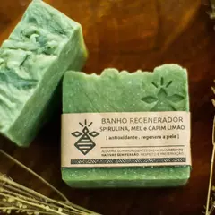 Banho Regenerador (Spirulina, Capim Limão e Mel)