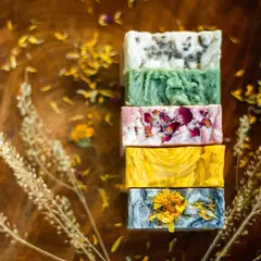 Banho de Calma (Lavanda, Argila Branca e Mel) - Beeliving | Produtos das Abelhas Nativas Sem Ferrão | Mel, Própolis, Pólen, Sabonetes Naturais...