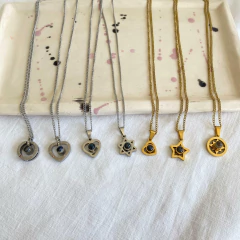 Collares te amo en 100 idiomas