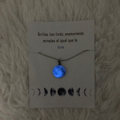 Cadenita luna gris en internet