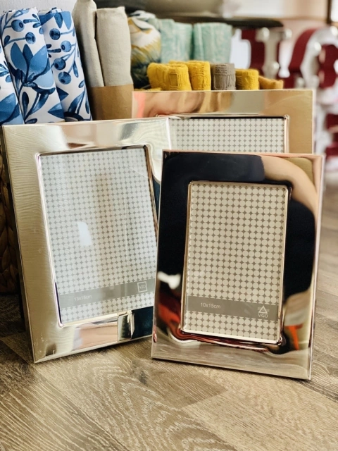 Portaretrato metal liso