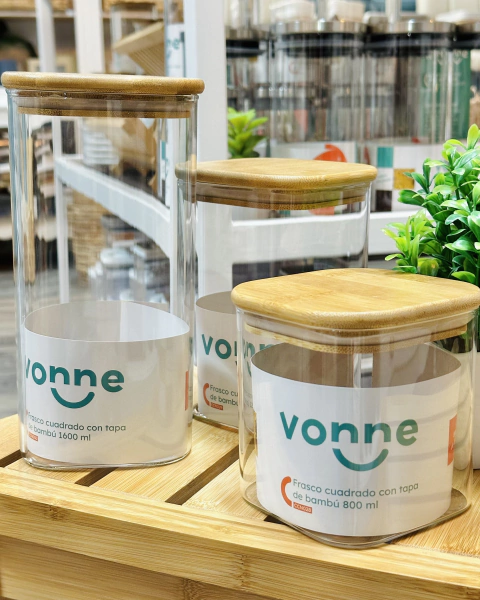 frasco cuadrado tapa bambú