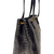 BOLSA MÉDIA EM COURO SARA - PRETO CROCO - comprar online