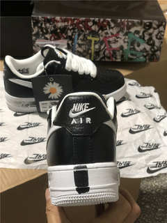 G-Dragon x PEACEMINUSONE - Air Force 1 Low - comprar online