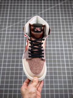 Air Jordan 1 High Zoom Air 'Canyon Rust' na internet