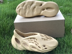 yeezy foam runner sail - comprar online