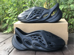 yeezy foam runner black - Hype Imports BR