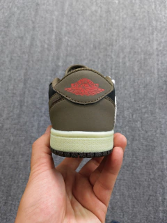 Infantil kids Jordan 1 Retro Low Travis Scott Cactus Jack Brown marrom - Hype Imports BR