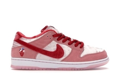 dunk low strangelove