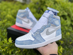 air jordan 1 hyper royal na internet