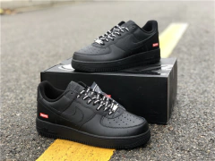 Air Force 1 Supreme Black na internet