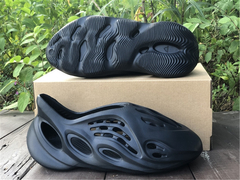 yeezy foam runner black na internet