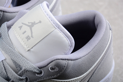 AIR JORDAN 1 LOW LIGHT STEEL GREY