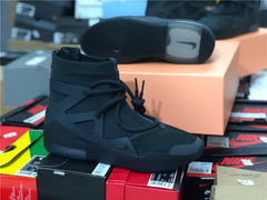 Air Fear of God 1 Triple Black na internet