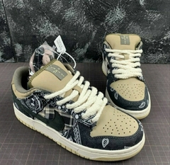 TRAVIS SCOTT - SB DUNK LOW "CACTUS JACK - comprar online