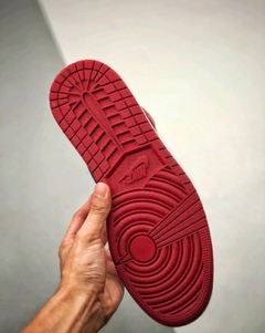 Air Jordan 1 High Chicago Clássico na internet