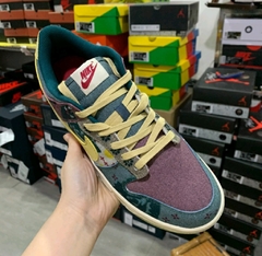 Travis Scott x Dunk Low SP “Lemon Wash”  - Hype Imports BR