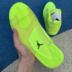 Air Jordan 4 Flyknit

Volt - comprar online
