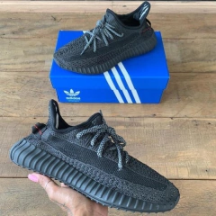 Yeezy 350 Black - Hype Imports BR